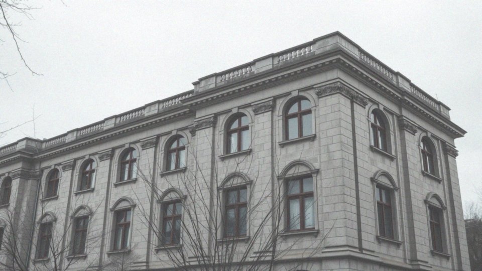 Jakie są konsekwencje niewykonania obowiązków nałożonych przez sąd?
