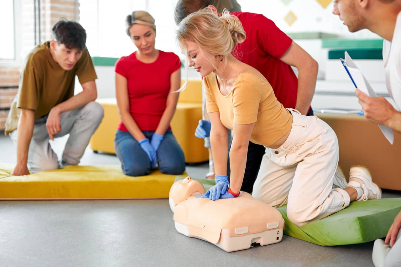 podczas kursu pierwszej pomocy