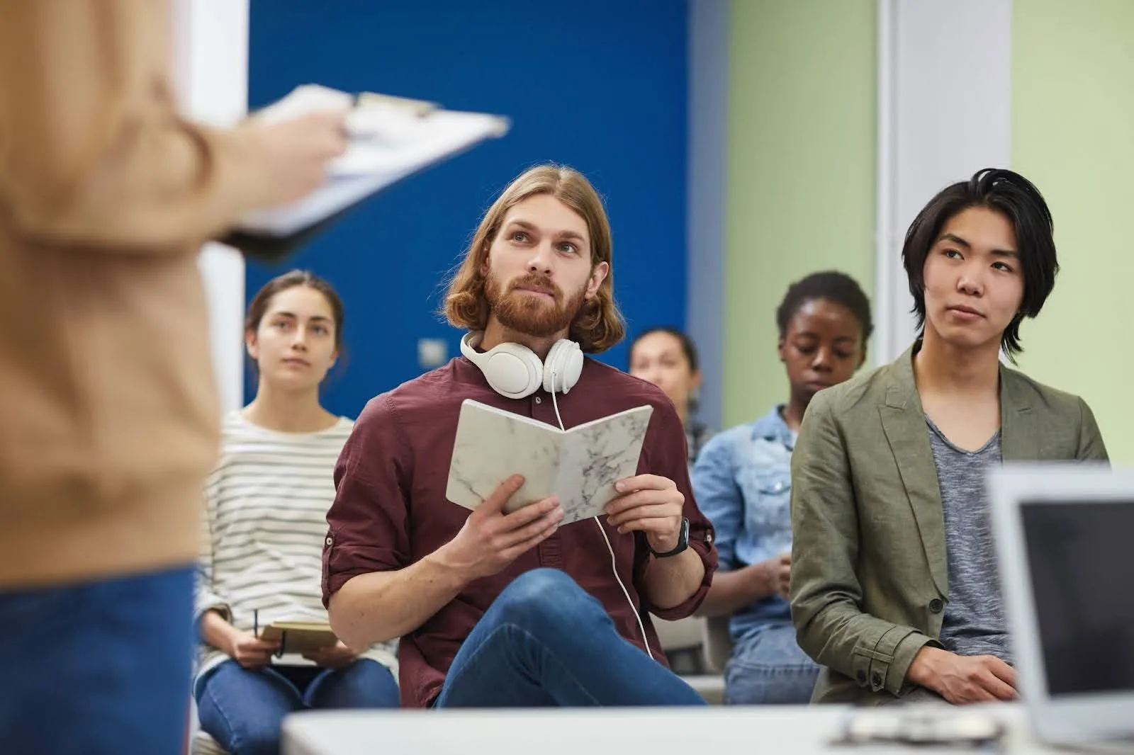studenci biorący udział w seminarium